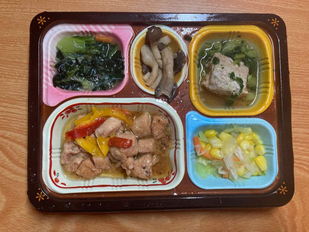 鶏肉のハーブガーリックと鮪の生姜煮
