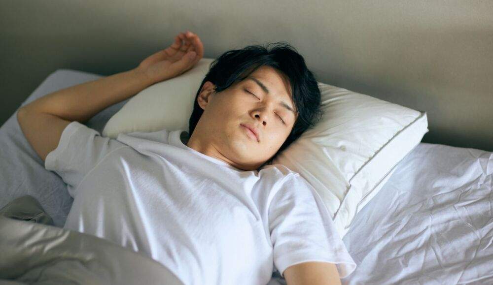 BAKUNE　効果的　寝姿勢　